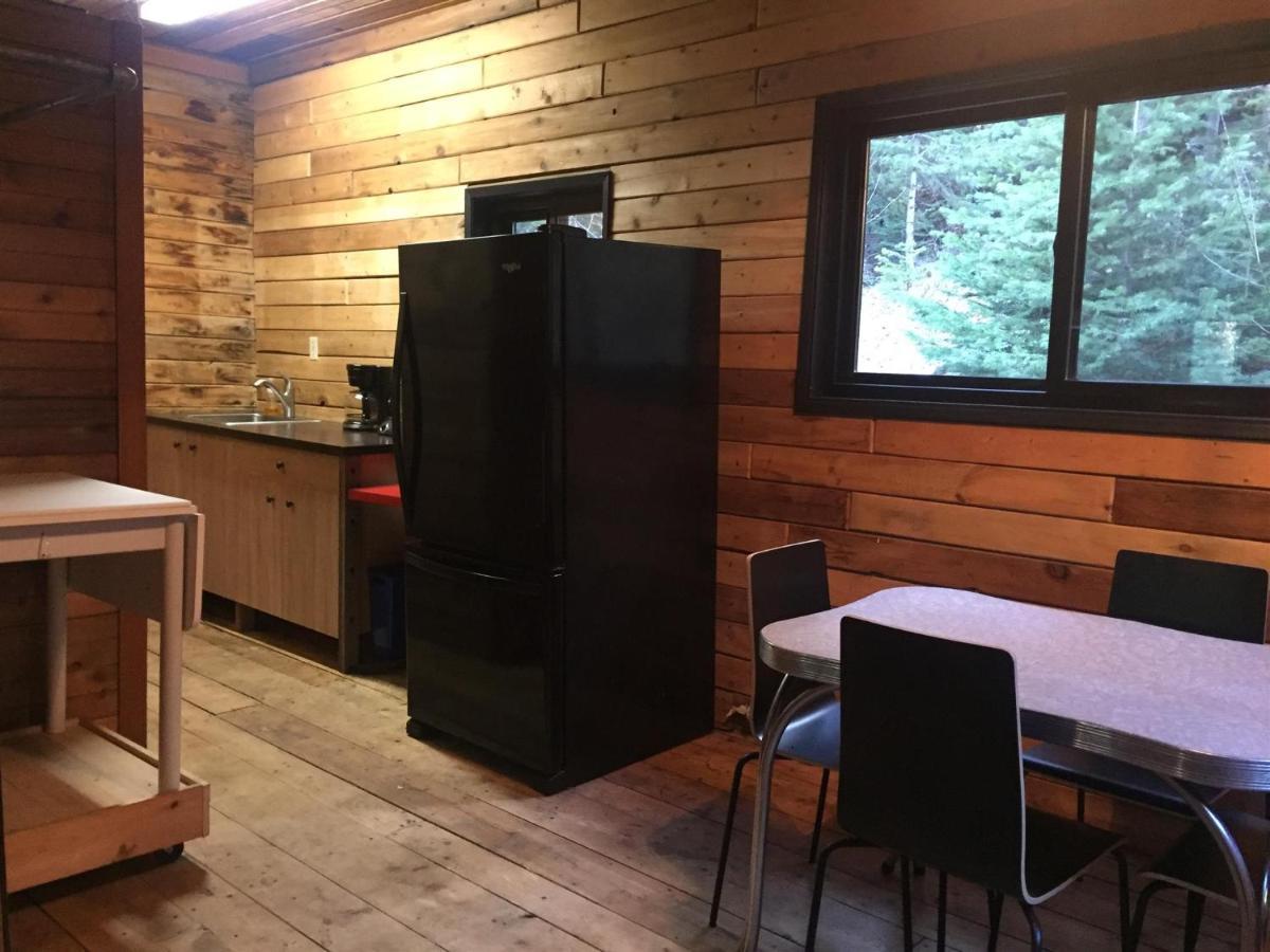 Chute Lake Lodge Naramata Bagian luar foto