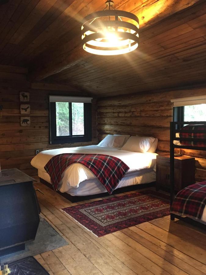 Chute Lake Lodge Naramata Bagian luar foto