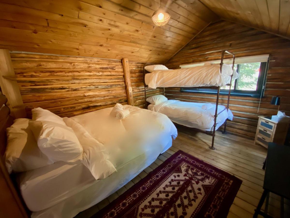 Chute Lake Lodge Naramata Bagian luar foto