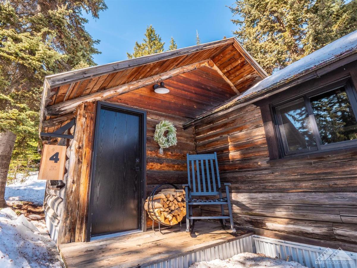 Chute Lake Lodge Naramata Bagian luar foto