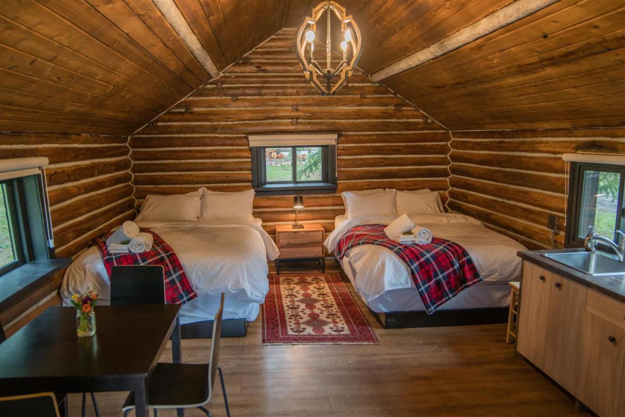 Chute Lake Lodge Naramata Bagian luar foto