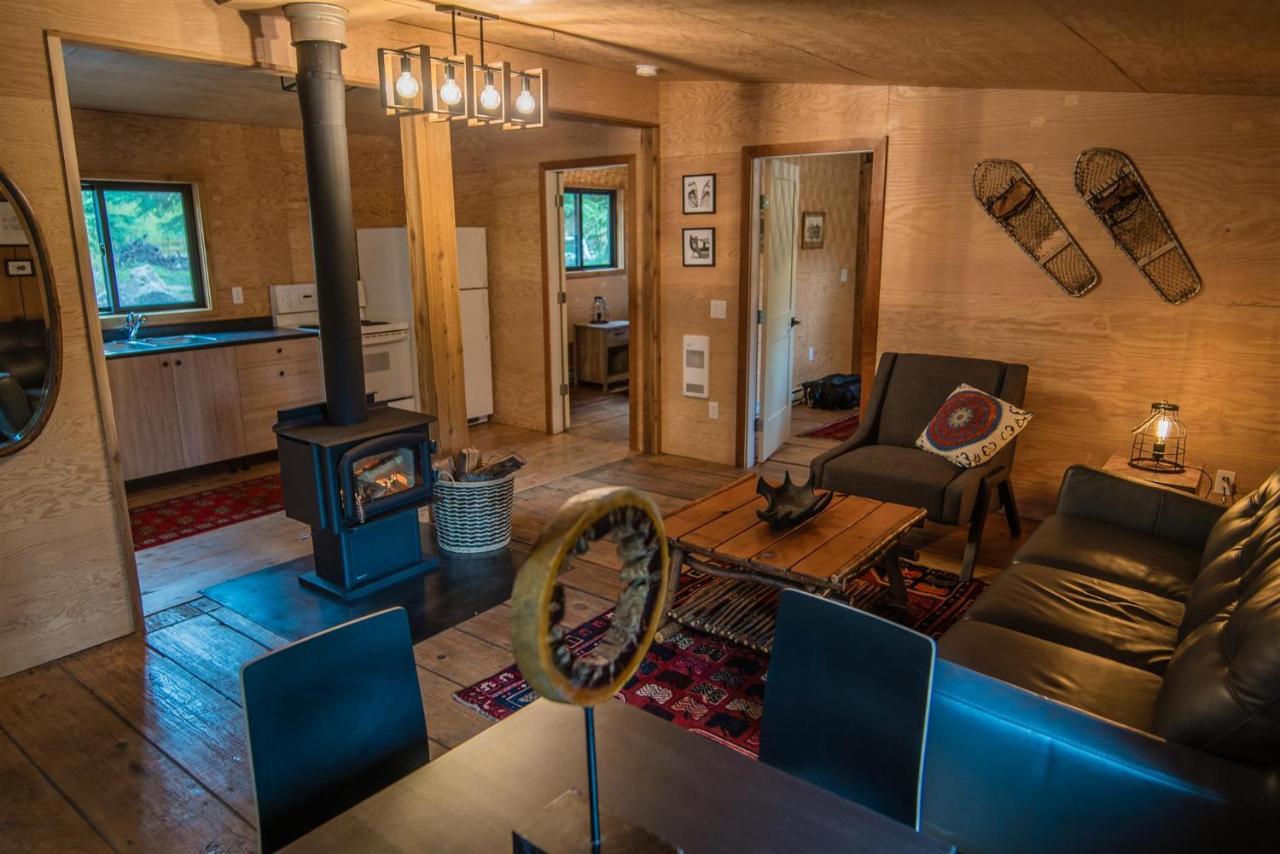 Chute Lake Lodge Naramata Bagian luar foto