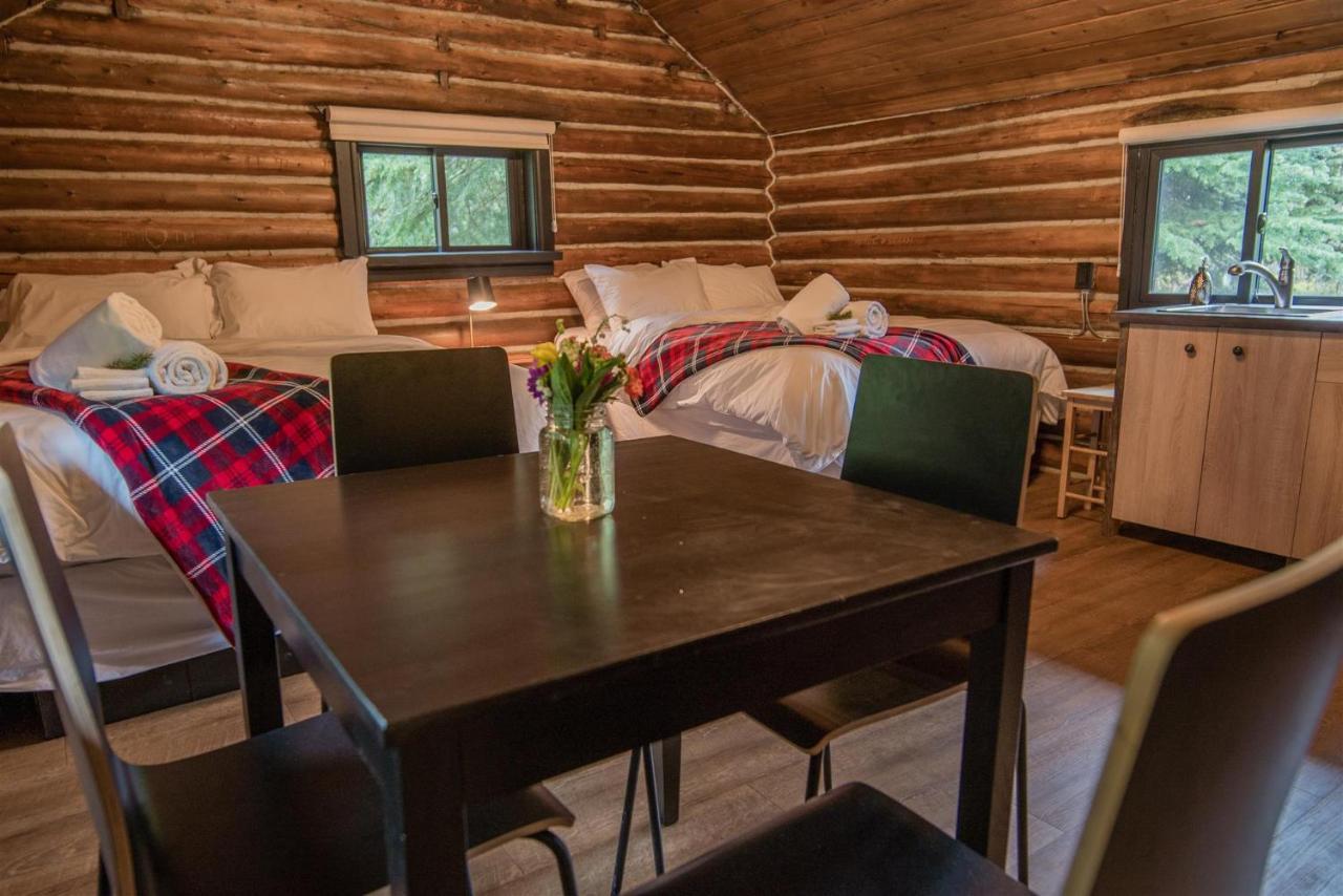 Chute Lake Lodge Naramata Bagian luar foto