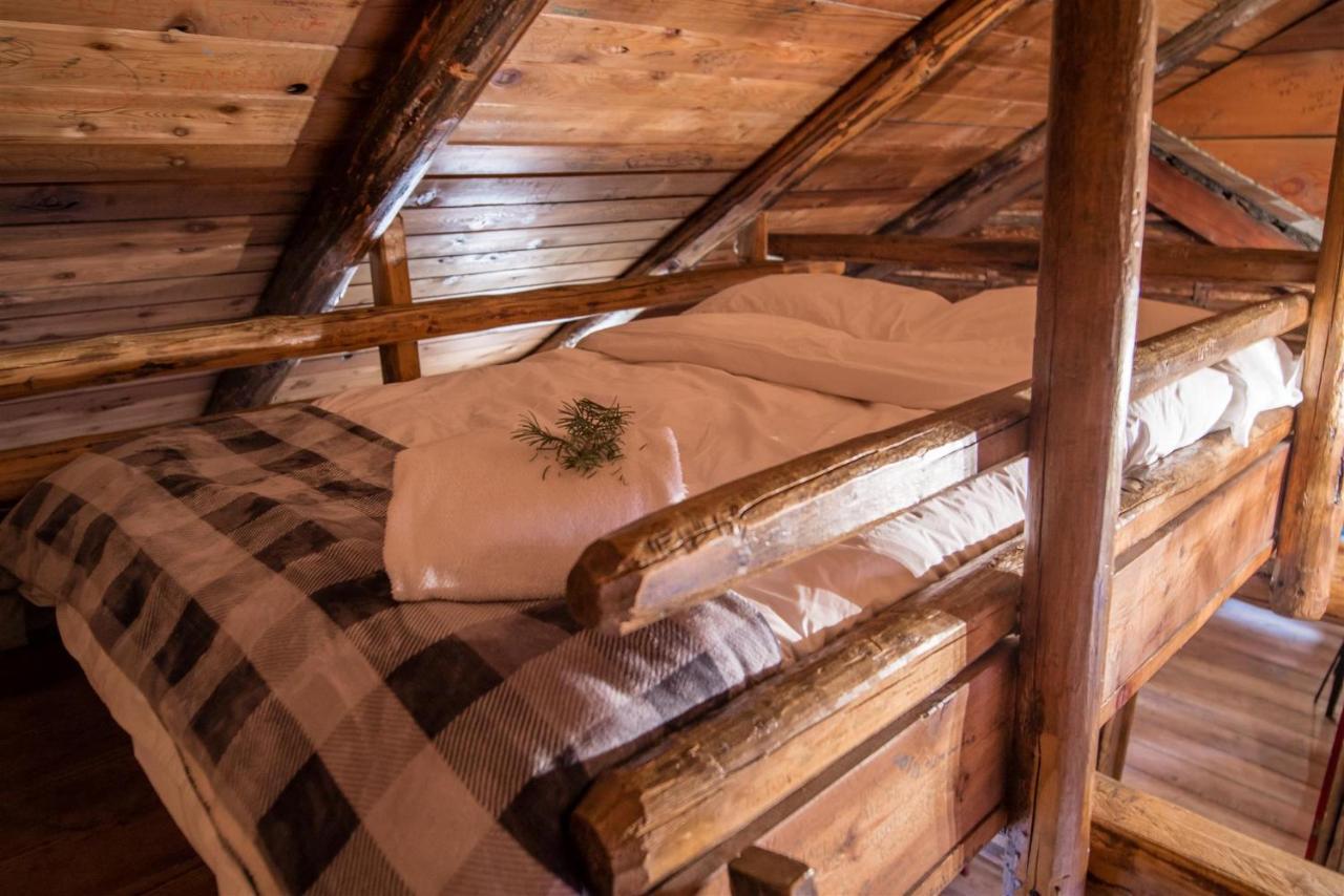 Chute Lake Lodge Naramata Bagian luar foto