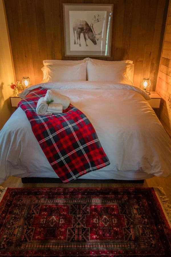 Chute Lake Lodge Naramata Bagian luar foto